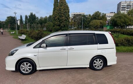 Toyota ISis I, 2010 год, 930 000 рублей, 11 фотография