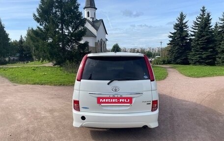 Toyota ISis I, 2010 год, 930 000 рублей, 9 фотография