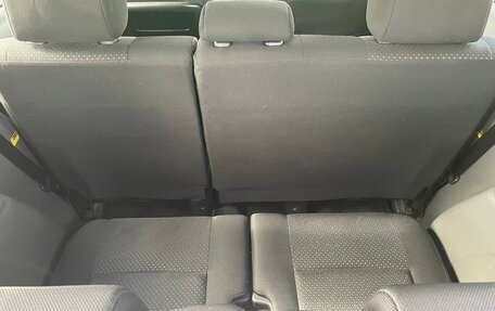 Toyota ISis I, 2010 год, 930 000 рублей, 32 фотография