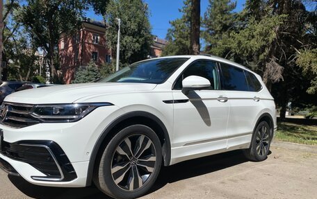 Volkswagen Tiguan II, 2022 год, 3 450 000 рублей, 7 фотография