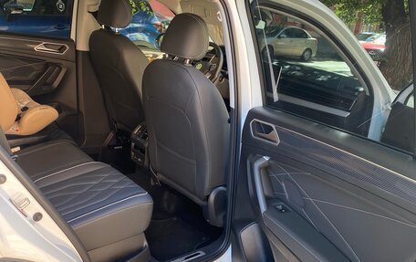 Volkswagen Tiguan II, 2022 год, 3 450 000 рублей, 17 фотография