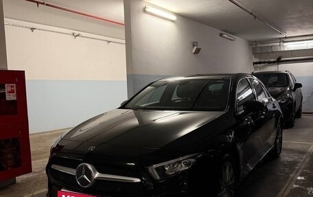 Mercedes-Benz A-Класс, 2018 год, 2 360 000 рублей, 12 фотография