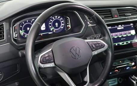 Volkswagen Tiguan II, 2021 год, 2 549 000 рублей, 9 фотография