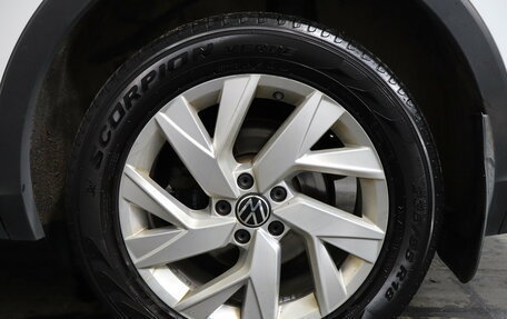 Volkswagen Tiguan II, 2021 год, 2 549 000 рублей, 15 фотография