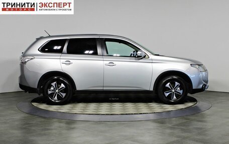Mitsubishi Outlander III рестайлинг 3, 2014 год, 1 557 000 рублей, 4 фотография