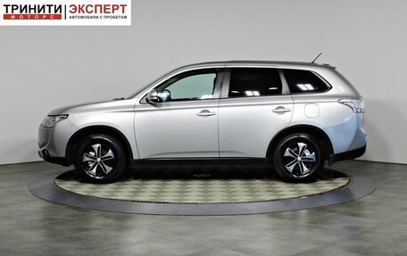 Mitsubishi Outlander III рестайлинг 3, 2014 год, 1 557 000 рублей, 8 фотография