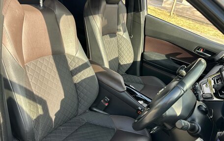 Toyota C-HR I рестайлинг, 2018 год, 2 374 000 рублей, 11 фотография