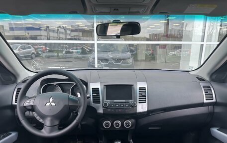 Mitsubishi Outlander III рестайлинг 3, 2007 год, 850 000 рублей, 7 фотография