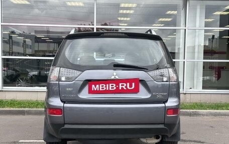 Mitsubishi Outlander III рестайлинг 3, 2007 год, 850 000 рублей, 5 фотография
