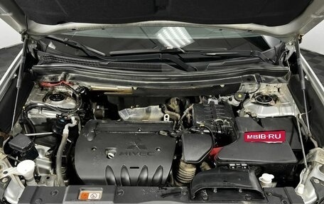 Mitsubishi Outlander III рестайлинг 3, 2021 год, 2 255 000 рублей, 22 фотография
