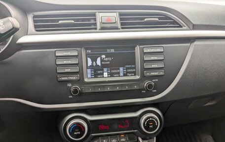 KIA Rio IV, 2019 год, 1 555 000 рублей, 3 фотография