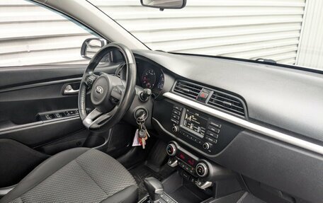 KIA Rio IV, 2019 год, 1 555 000 рублей, 26 фотография