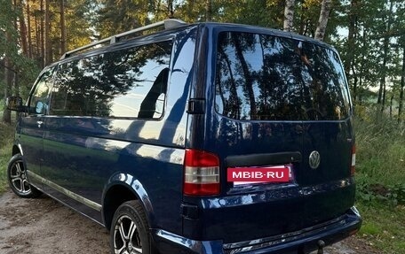 Volkswagen Caravelle T5, 2006 год, 1 280 000 рублей, 3 фотография