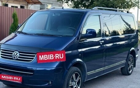 Volkswagen Caravelle T5, 2006 год, 1 280 000 рублей, 21 фотография