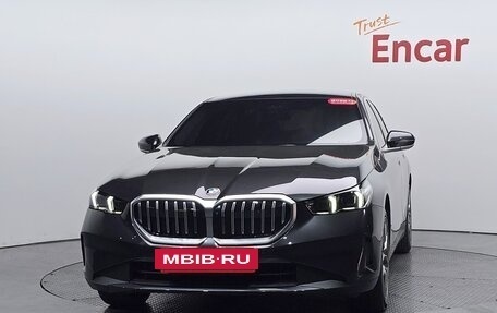 BMW 5 серия, 2025 год, 5 782 000 рублей, 2 фотография