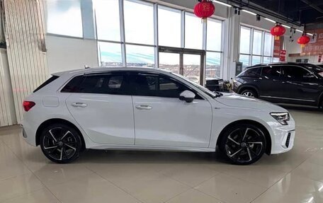 Audi A3, 2022 год, 2 010 000 рублей, 2 фотография