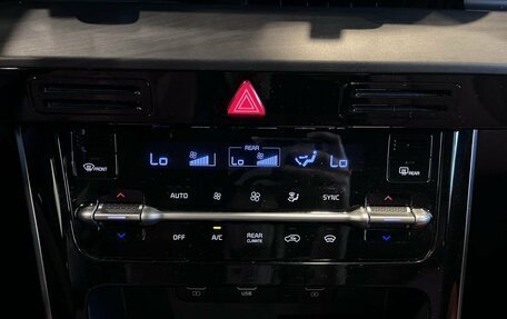 KIA Carnival, 2021 год, 3 610 000 рублей, 15 фотография