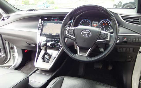 Toyota Harrier, 2017 год, 1 904 000 рублей, 12 фотография