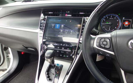 Toyota Harrier, 2017 год, 1 904 000 рублей, 19 фотография