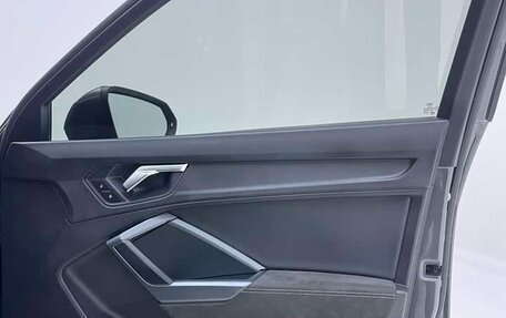 Audi Q3 Sportback, 2022 год, 3 105 000 рублей, 13 фотография