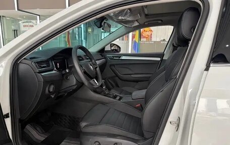 Skoda Superb III рестайлинг, 2023 год, 2 280 000 рублей, 7 фотография