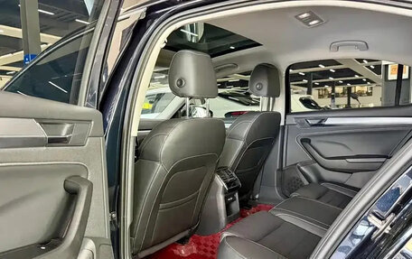 Skoda Superb III рестайлинг, 2023 год, 2 049 600 рублей, 10 фотография