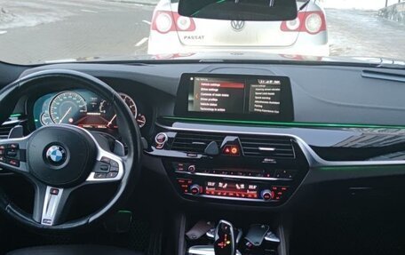 BMW 5 серия, 2018 год, 2 650 000 рублей, 12 фотография