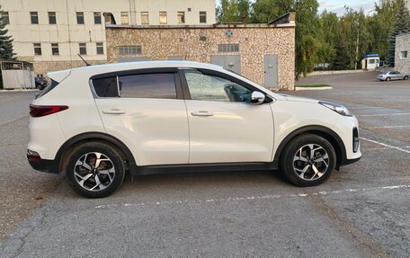 KIA Sportage IV рестайлинг, 2019 год, 2 390 000 рублей, 2 фотография