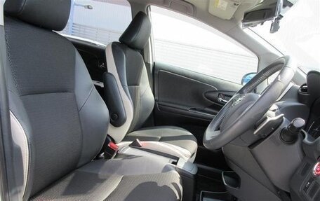 Toyota Wish II, 2016 год, 1 143 000 рублей, 8 фотография