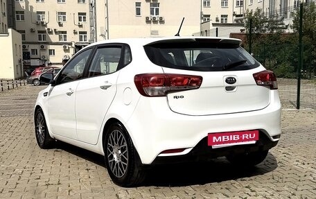 KIA Rio III рестайлинг, 2016 год, 990 000 рублей, 3 фотография
