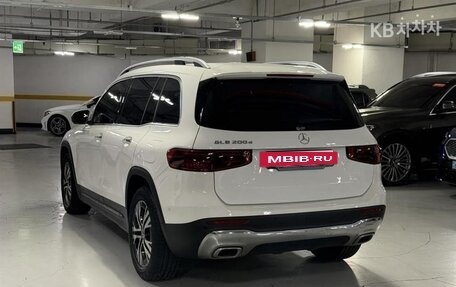 Mercedes-Benz GLB, 2023 год, 2 580 500 рублей, 5 фотография