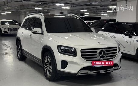 Mercedes-Benz GLB, 2023 год, 2 580 500 рублей, 3 фотография