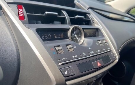 Lexus NX I, 2021 год, 2 830 000 рублей, 10 фотография