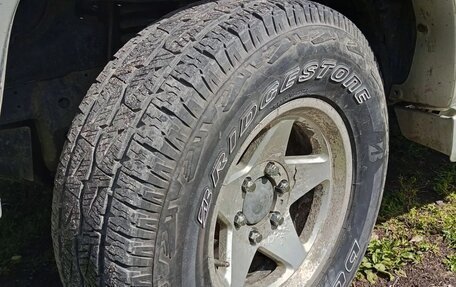 Toyota Hilux Surf III рестайлинг, 1999 год, 1 100 000 рублей, 12 фотография