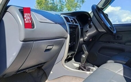 Toyota Hilux Surf III рестайлинг, 1999 год, 1 100 000 рублей, 16 фотография