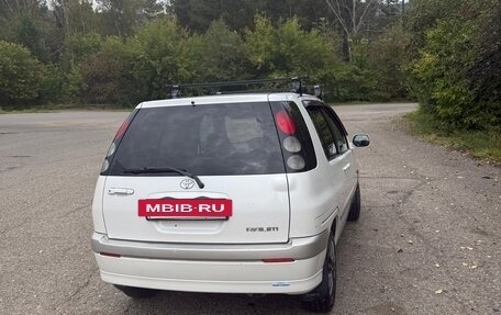 Toyota Raum I, 2001 год, 340 000 рублей, 3 фотография