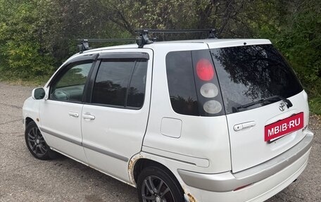Toyota Raum I, 2001 год, 340 000 рублей, 4 фотография