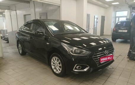 Hyundai Solaris II рестайлинг, 2018 год, 1 099 000 рублей, 1 фотография