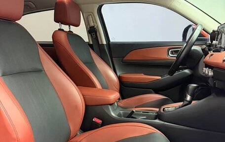 Honda Vezel, 2022 год, 1 470 000 рублей, 15 фотография