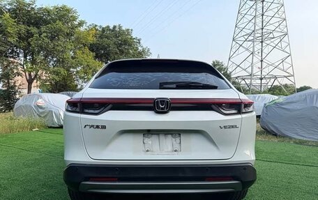 Honda Vezel, 2022 год, 1 470 000 рублей, 5 фотография