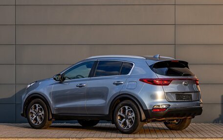 KIA Sportage IV рестайлинг, 2021 год, 2 200 000 рублей, 4 фотография