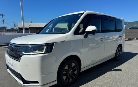 Honda Stepwgn, 2023 год, 2 420 899 рублей, 3 фотография