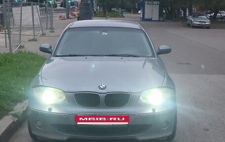 BMW 1 серия, 2006 год, 600 000 рублей, 9 фотография