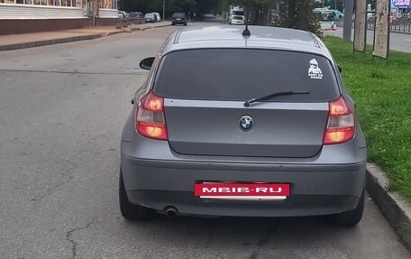 BMW 1 серия, 2006 год, 600 000 рублей, 7 фотография