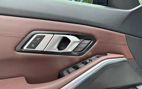 BMW 3 серия, 2023 год, 2 800 001 рублей, 9 фотография