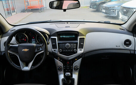 Chevrolet Cruze II, 2012 год, 490 000 рублей, 9 фотография