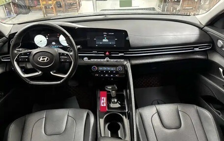 Hyundai Elantra, 2023 год, 1 423 069 рублей, 7 фотография