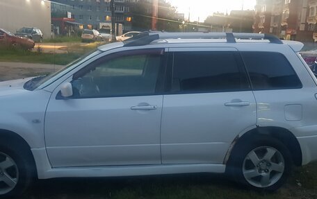 Mitsubishi Outlander III рестайлинг 3, 2002 год, 380 000 рублей, 3 фотография