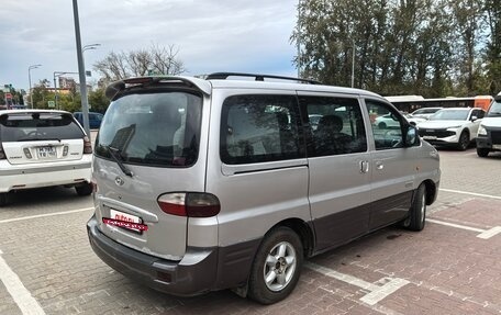 Hyundai H-1 II рестайлинг, 2007 год, 845 000 рублей, 4 фотография