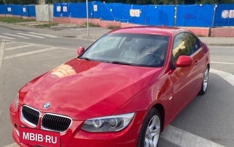 BMW 3 серия, 2010 год, 1 050 000 рублей, 2 фотография